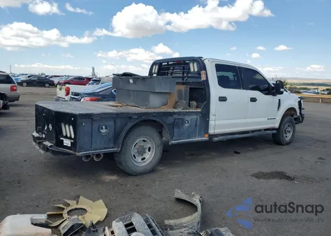 2022 Ford F250 Super Duty z USA, uszkodzony, nr VIN 1FT8W2BT6NED06215